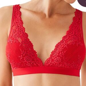Wacoal Women's 852191 Embrace Lace Wire Free Bralette Bra 40 Red